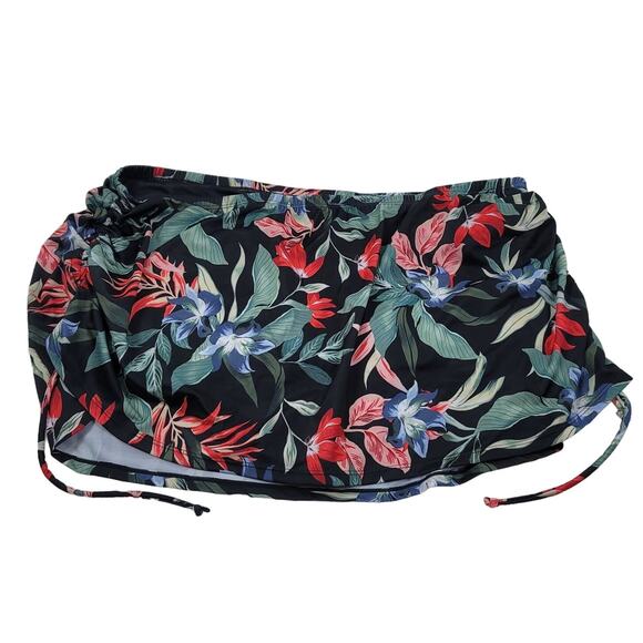 Cacique Swim Poolside Vacation Black Green Red Leaf Bathing Suit Skort 24 - Picture 1 of 6